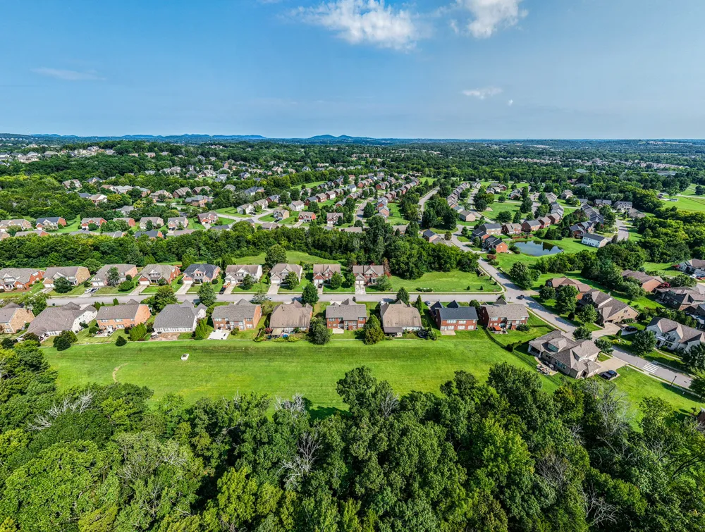 2013 Delaware Dr Nolensville, TN 37135