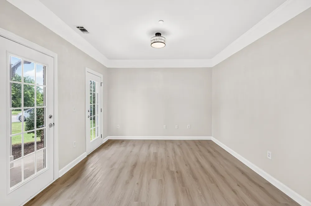 2013 Delaware Dr Nolensville, TN 37135