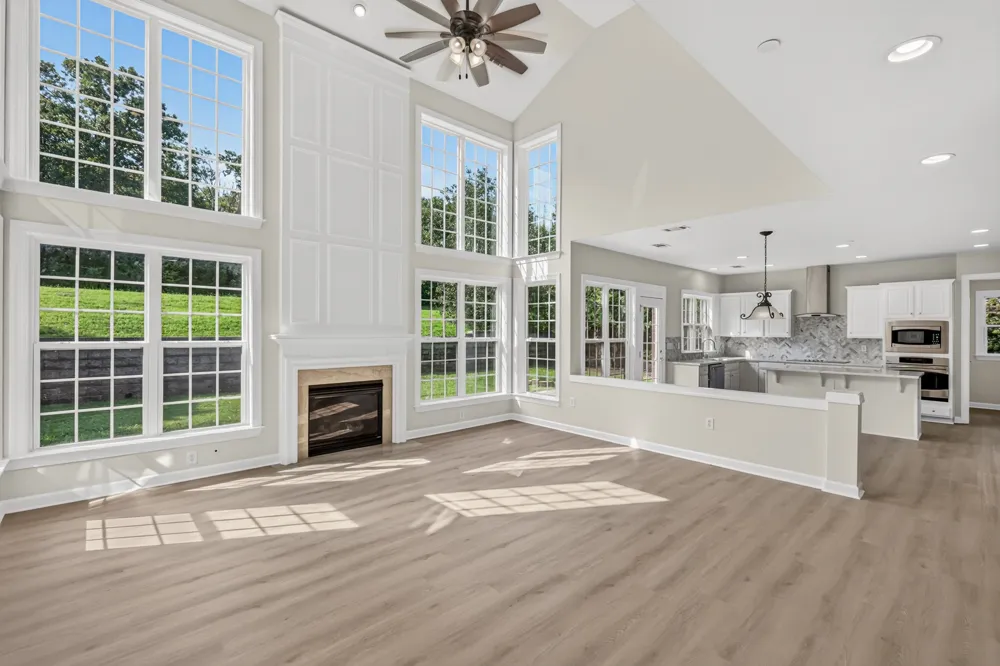 2013 Delaware Dr Nolensville, TN 37135