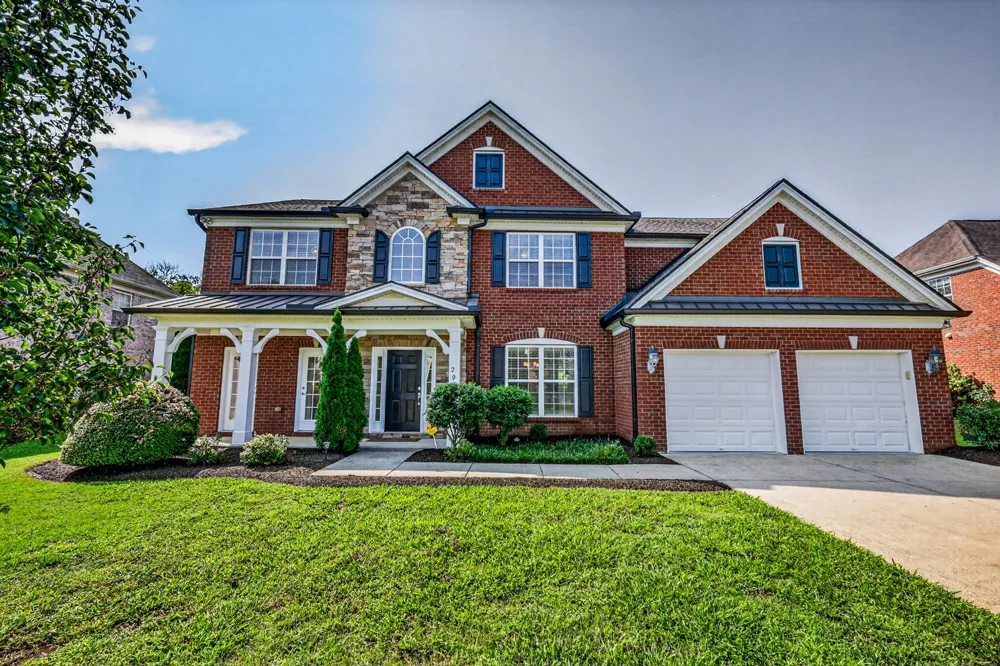 2013 Delaware Dr Nolensville, TN 37135