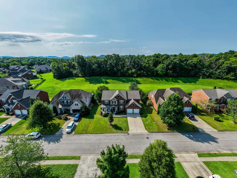 2013 Delaware Dr Nolensville, TN 37135