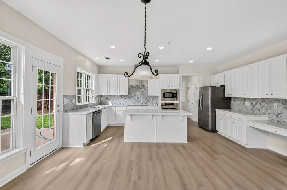 2013 Delaware Dr Nolensville, TN 37135