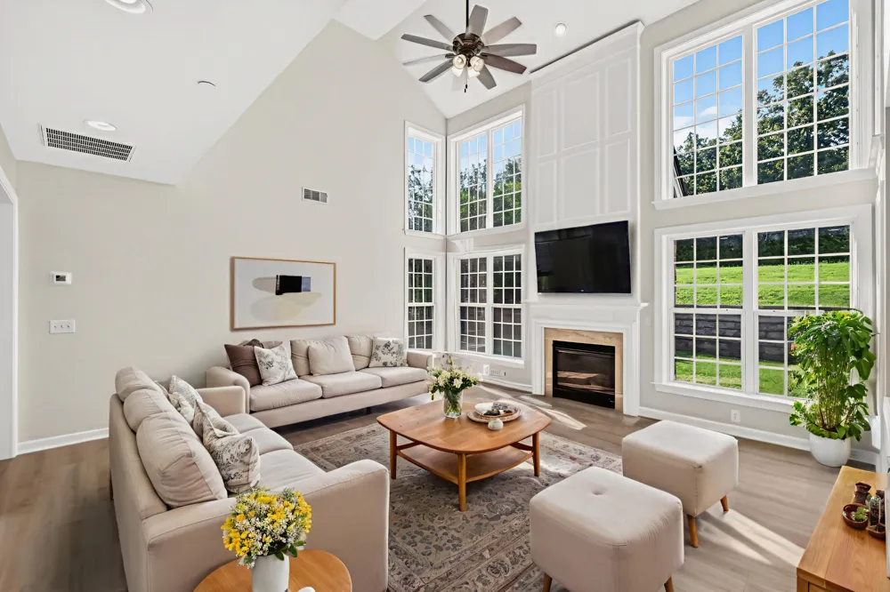 2013 Delaware Dr Nolensville, TN 37135