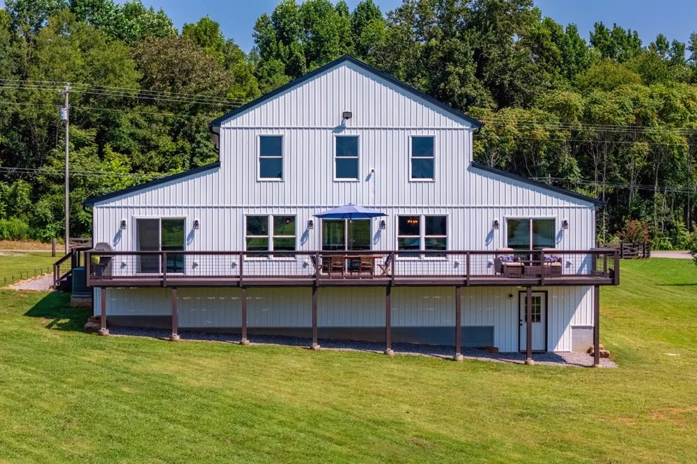 702 Starlight Rd McMinnville, TN 37110
