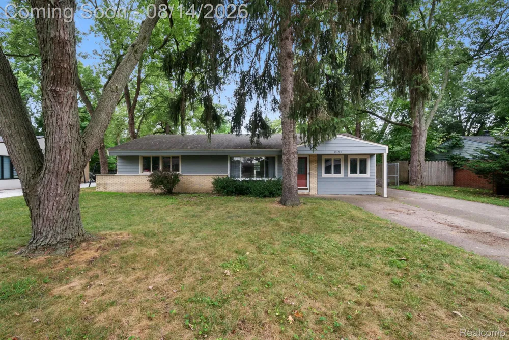 2495 Walce Drive West Bloomfield Charter Township, MI 48324