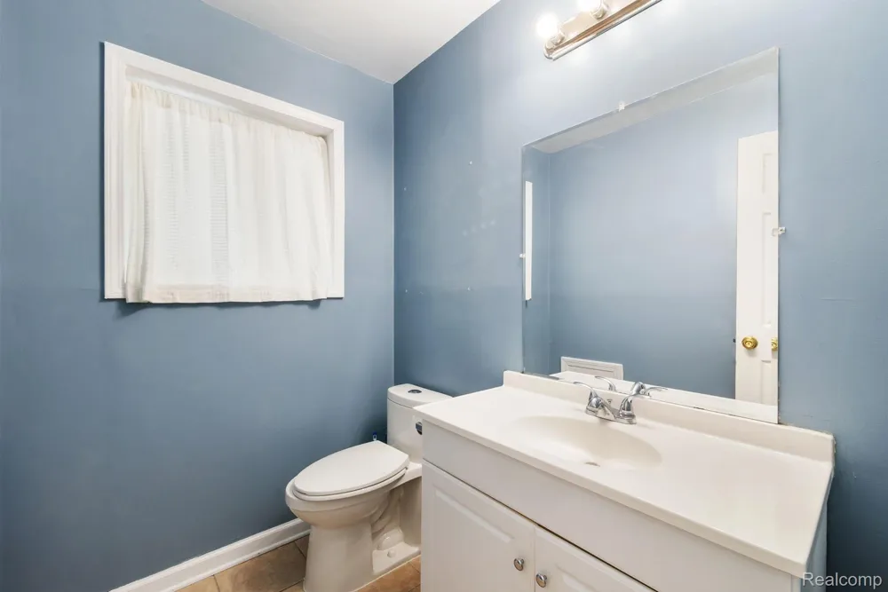2495 Walce Drive West Bloomfield Charter Township, MI 48324