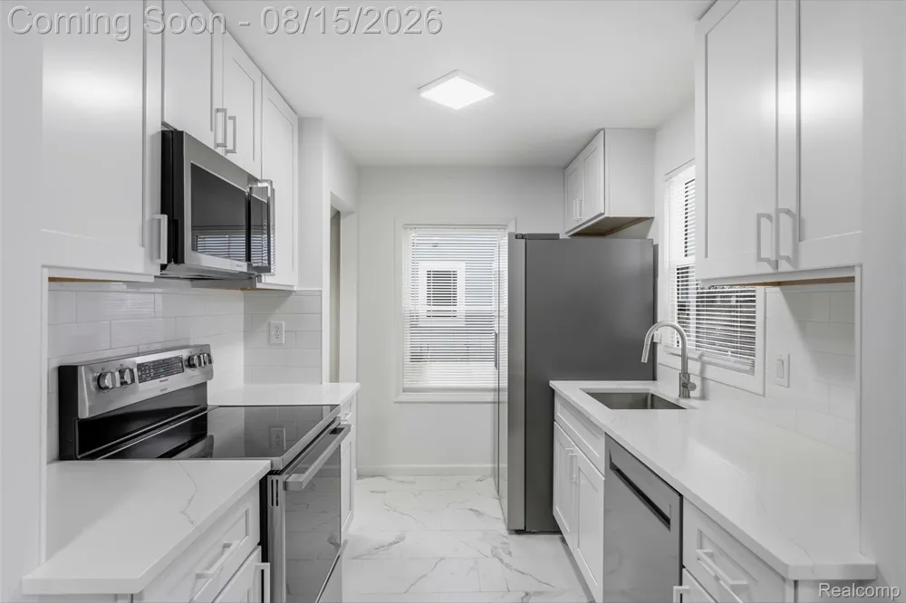 3050 Catalpa Drive Berkley City, MI 48072