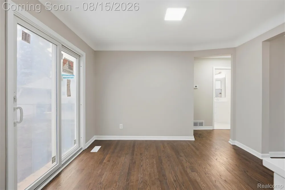 3050 Catalpa Drive Berkley City, MI 48072