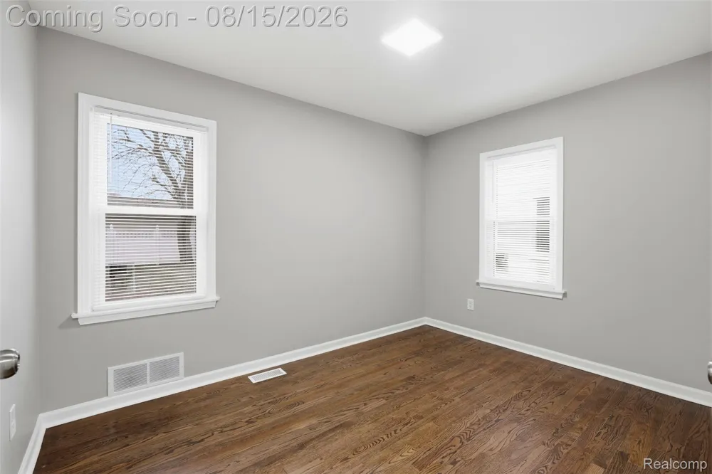 3050 Catalpa Drive Berkley City, MI 48072