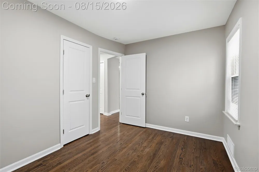 3050 Catalpa Drive Berkley City, MI 48072