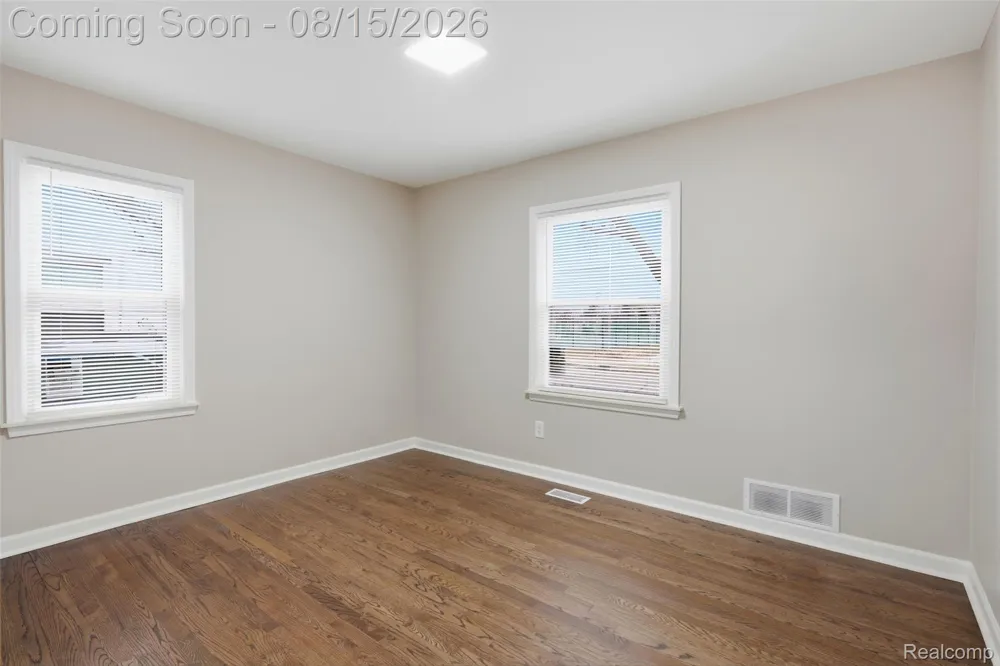 3050 Catalpa Drive Berkley City, MI 48072