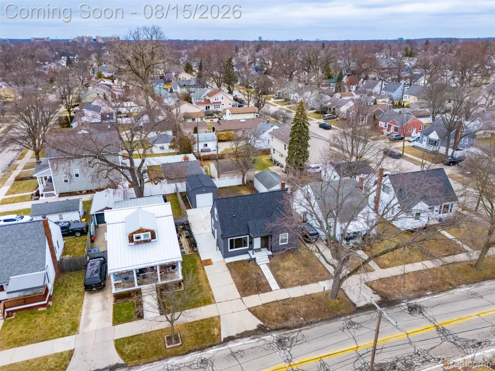3050 Catalpa Drive Berkley City, MI 48072