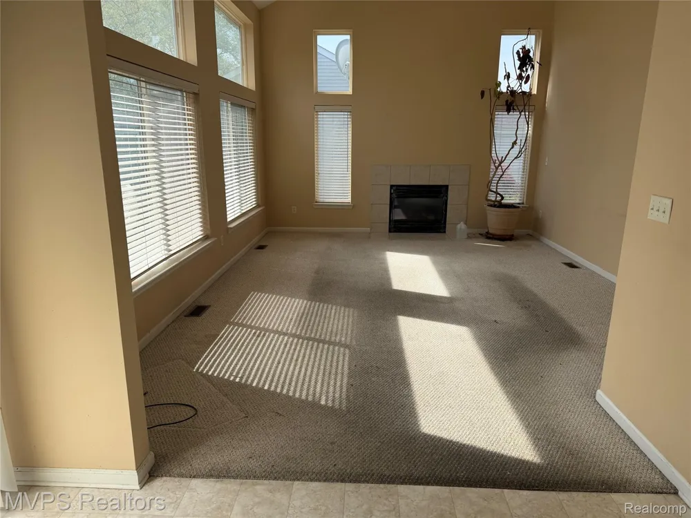 840 Andover Woods Drive Fenton City, MI 48430
