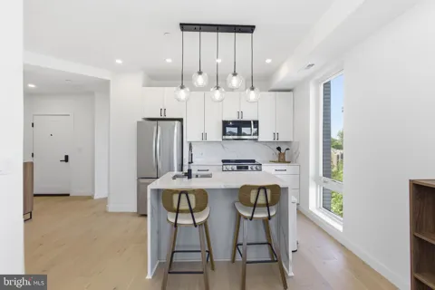 30 KENNEDY STREET NW #14
