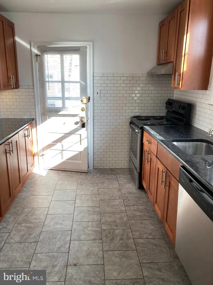 1478 BRADDOCK LANE Wynnewood, PA 19096