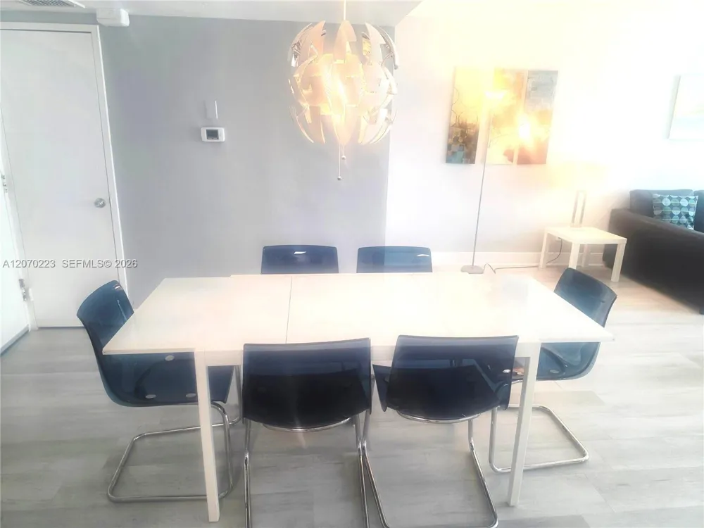 5151 Collins Ave #427 Miami Beach, FL 33140