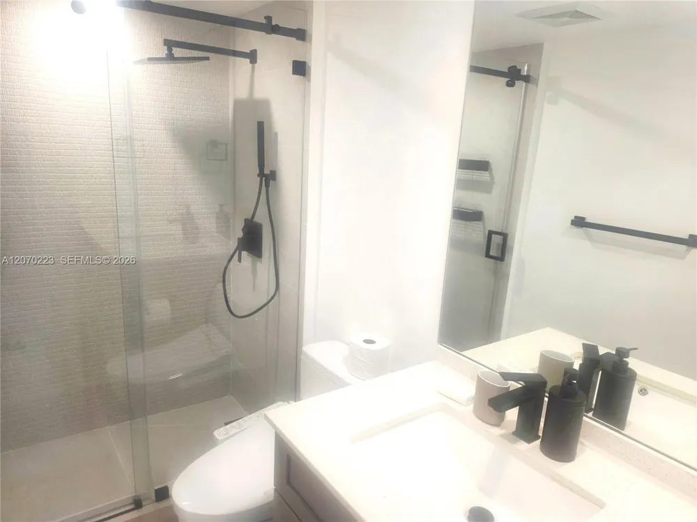 5151 Collins Ave #427 Miami Beach, FL 33140