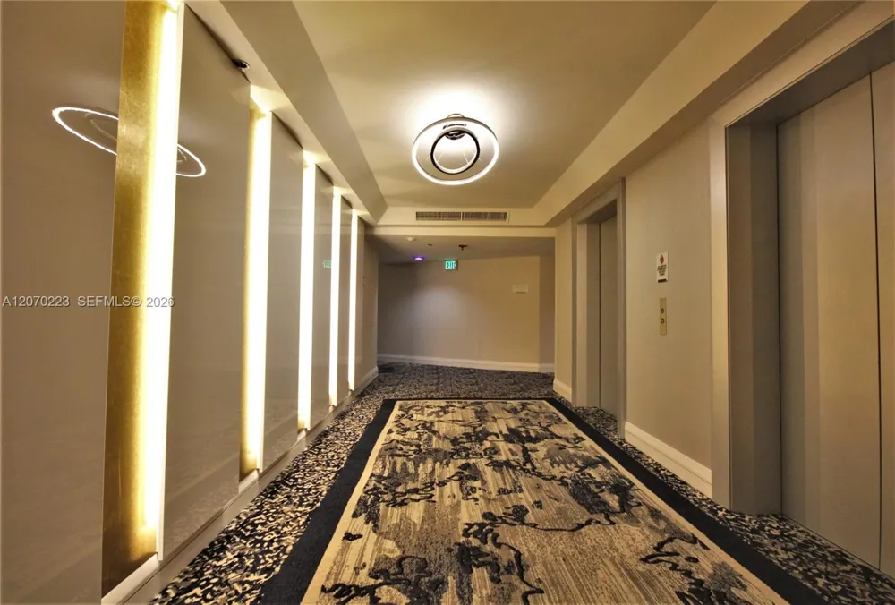5151 Collins Ave #427 Miami Beach, FL 33140