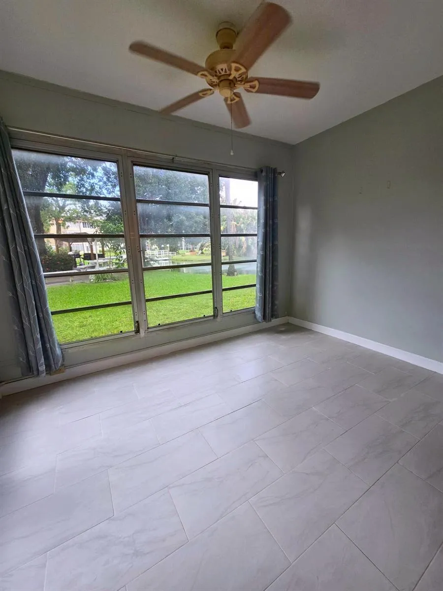 5071 W OAKLAND PARK BOULEVARD #109 Lauderdale Lakes, FL 33313