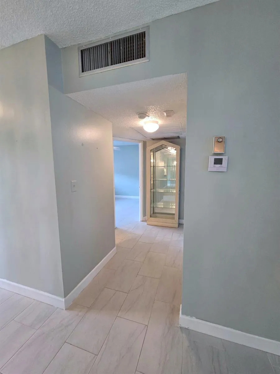 5071 W OAKLAND PARK BOULEVARD #109 Lauderdale Lakes, FL 33313