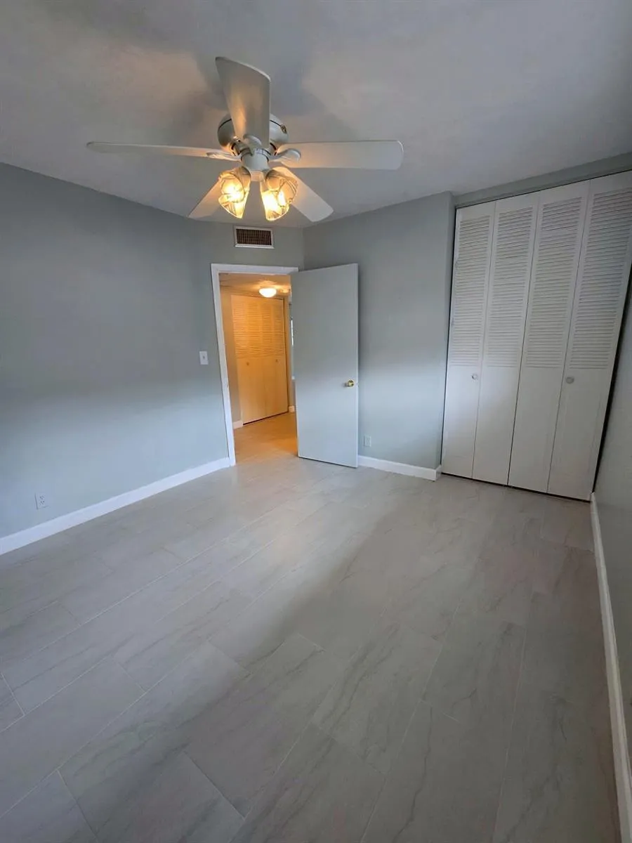 5071 W OAKLAND PARK BOULEVARD #109 Lauderdale Lakes, FL 33313