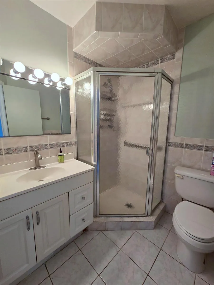 5071 W OAKLAND PARK BOULEVARD #109 Lauderdale Lakes, FL 33313
