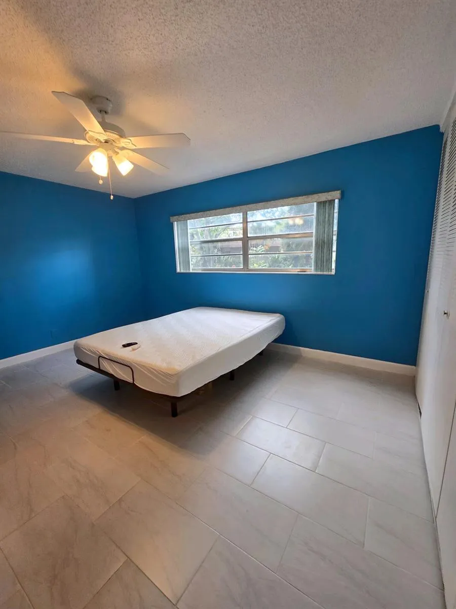 5071 W OAKLAND PARK BOULEVARD #109 Lauderdale Lakes, FL 33313