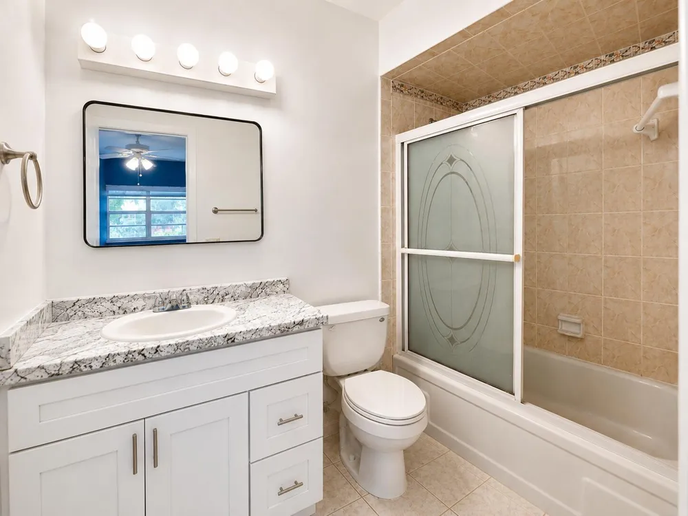 5071 W OAKLAND PARK BOULEVARD #109 Lauderdale Lakes, FL 33313