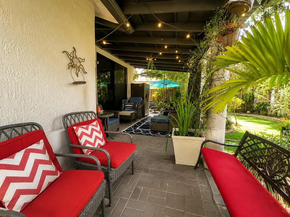 16050 SW 101st Terrace Miami, FL 33196