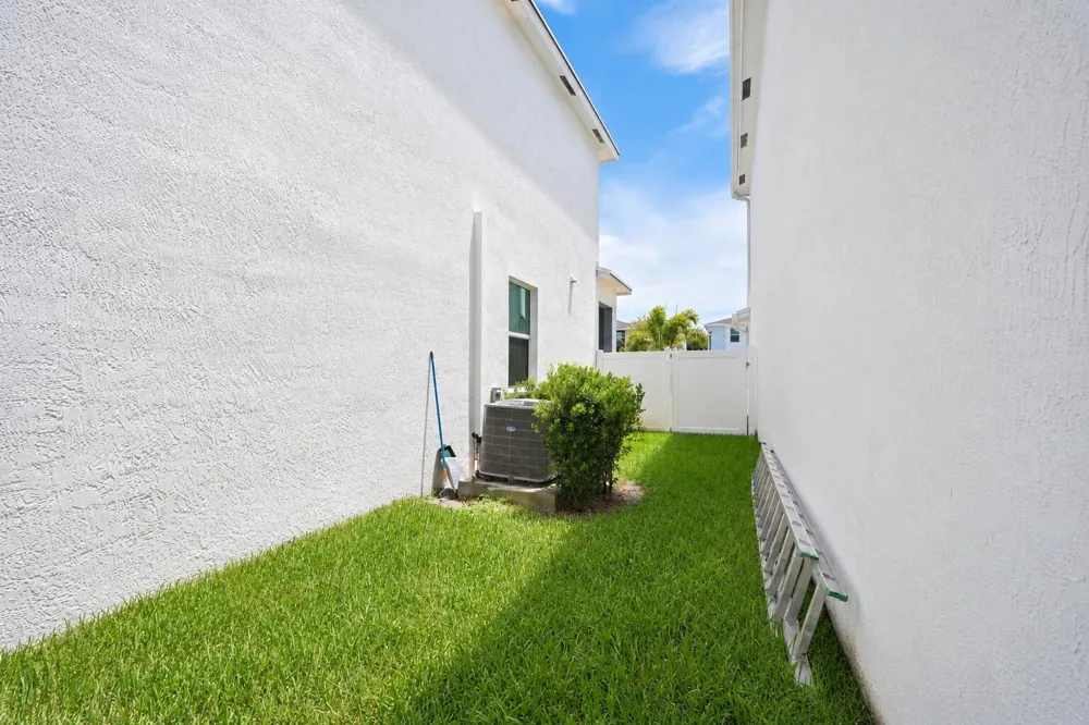 6305 TENOR DRIVE West Palm Beach, FL 33413