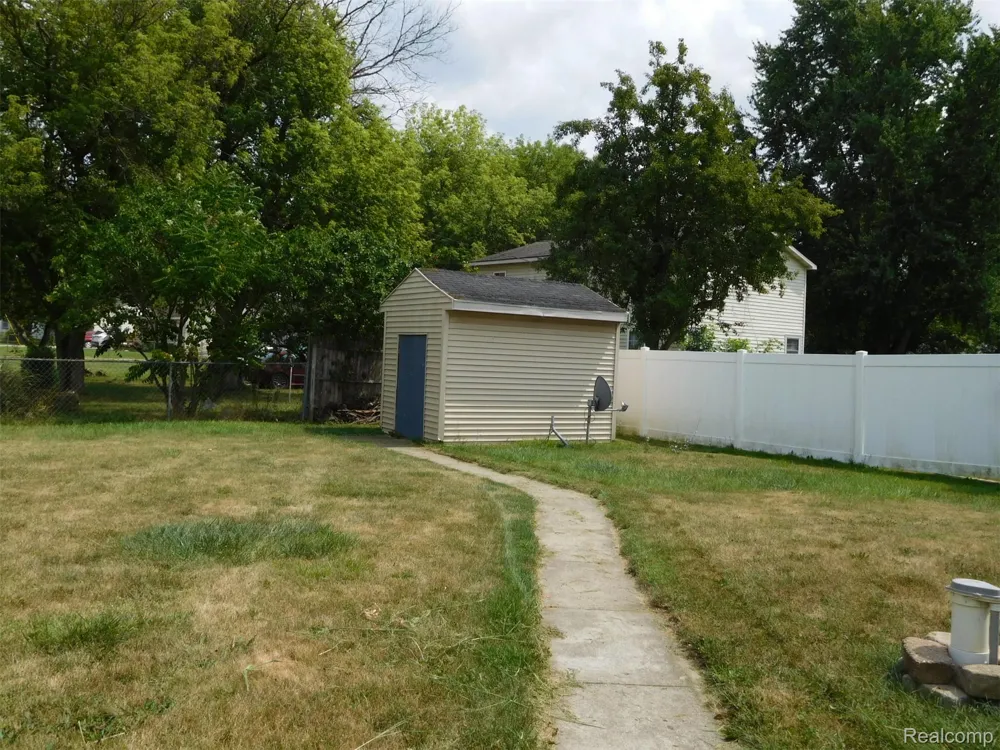 2043 Hillsdale Drive Davison Township, MI 48423