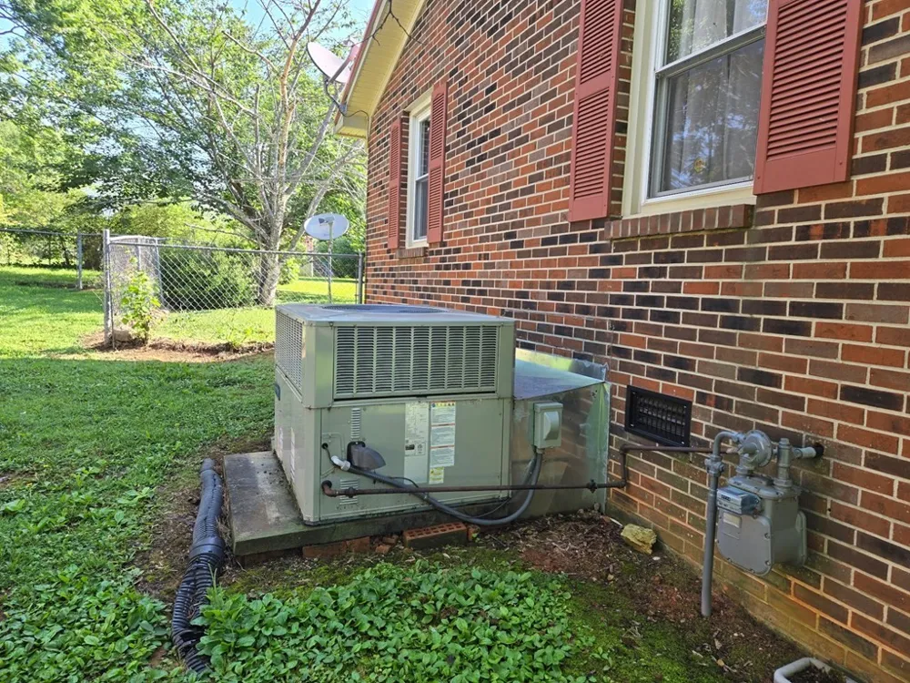 301 McQuade Cir McMinnville, TN 37110