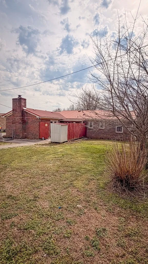 301 McQuade Cir McMinnville, TN 37110