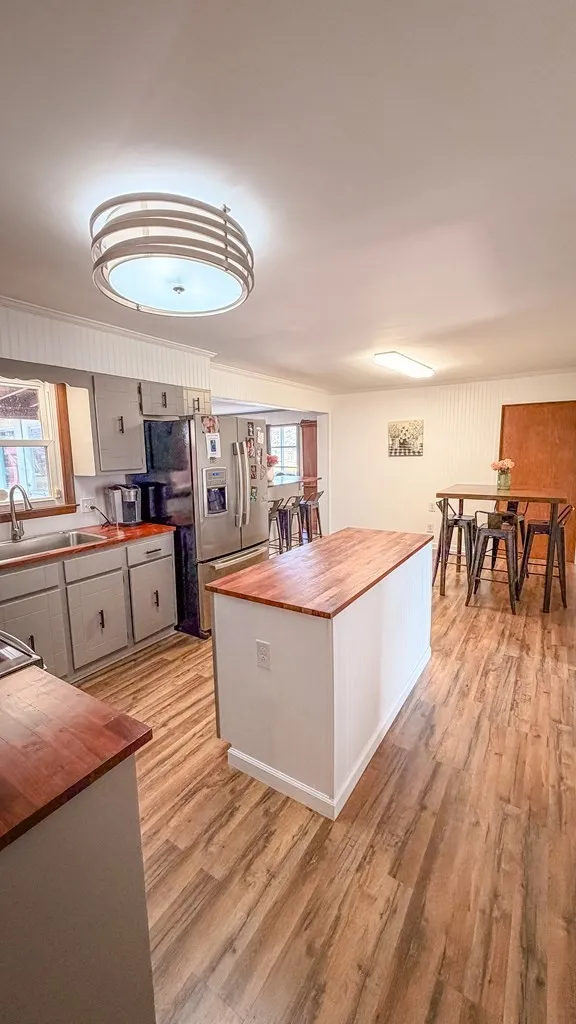 301 McQuade Cir McMinnville, TN 37110