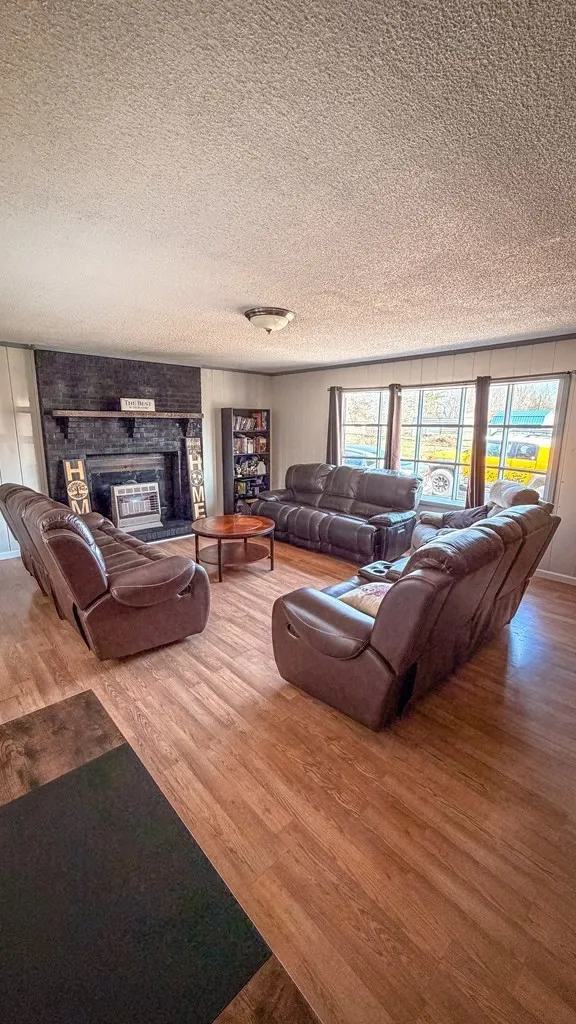 301 McQuade Cir McMinnville, TN 37110