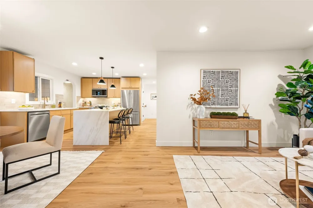 1128 77th Street Seattle, WA 98103