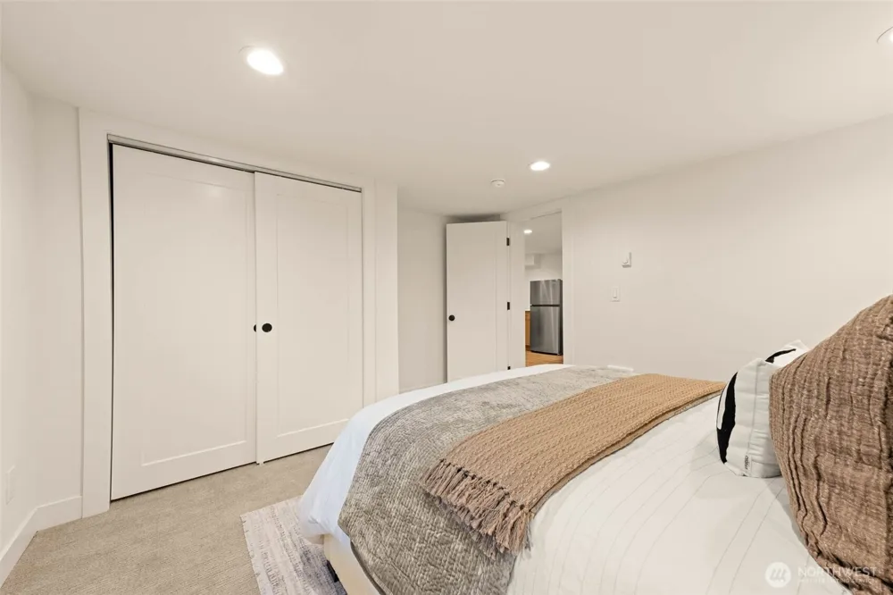 1128 77th Street Seattle, WA 98103