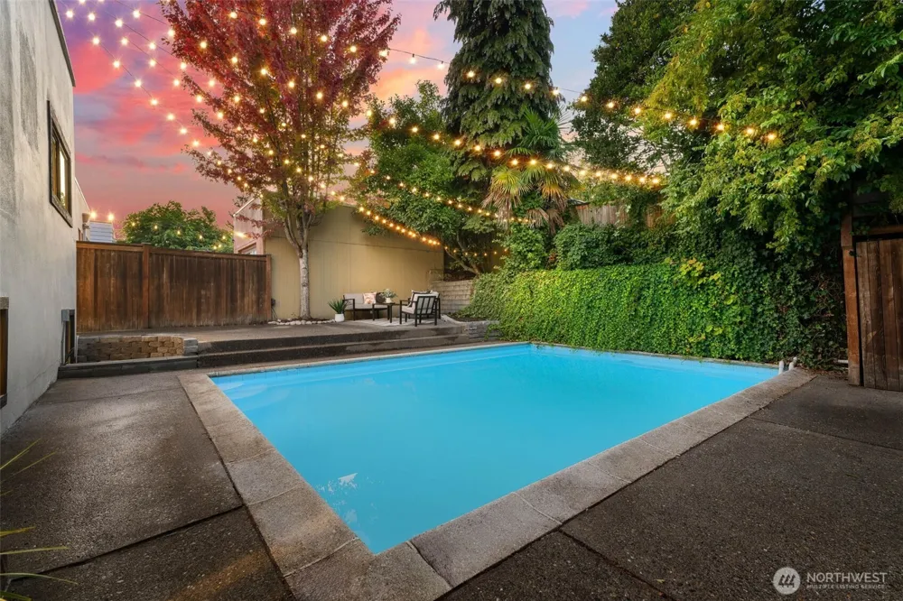 1128 77th Street Seattle, WA 98103