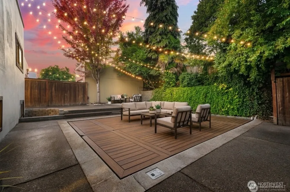 1128 77th Street Seattle, WA 98103