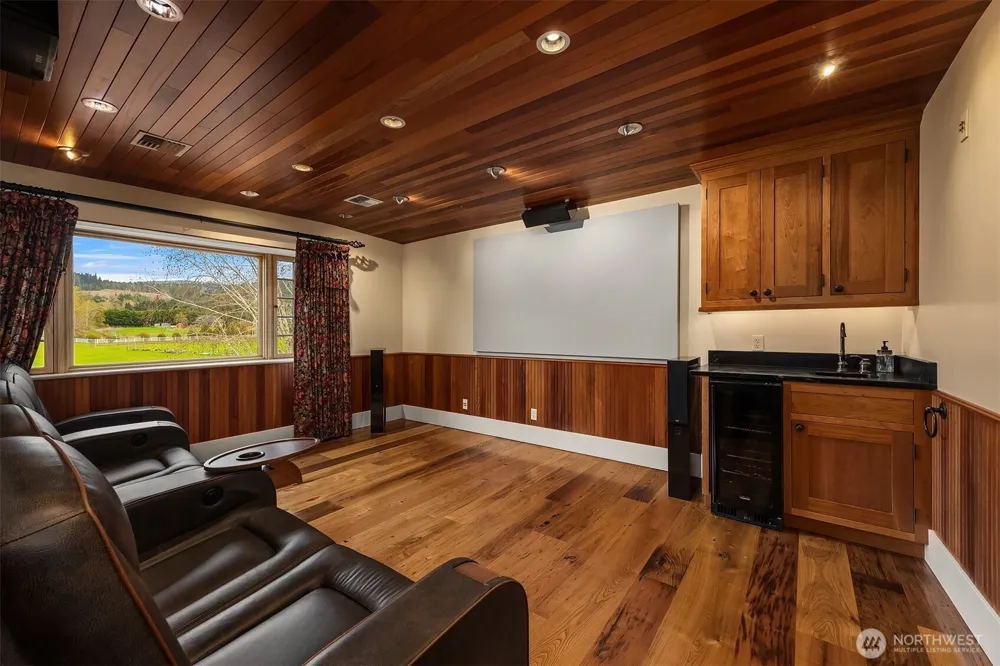231 River Run Road Sequim, WA 98382