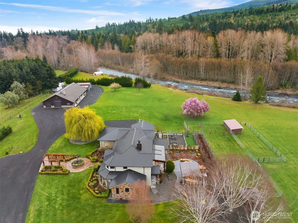 231 River Run Road Sequim, WA 98382