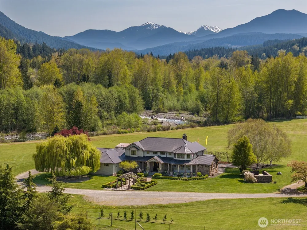 231 River Run Road Sequim, WA 98382