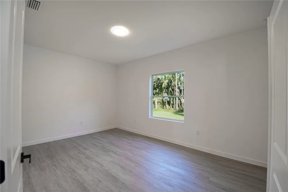 18380 DAKOTA AVENUE Port Charlotte, FL 33954