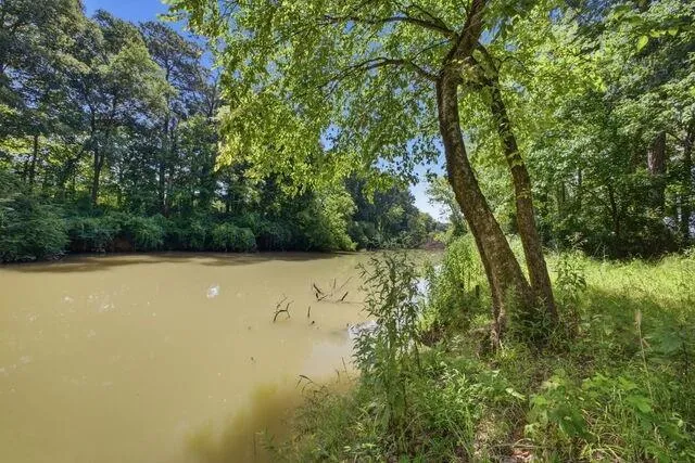 6450 Alabama Hwy 68 E Gaylesville, AL 35973