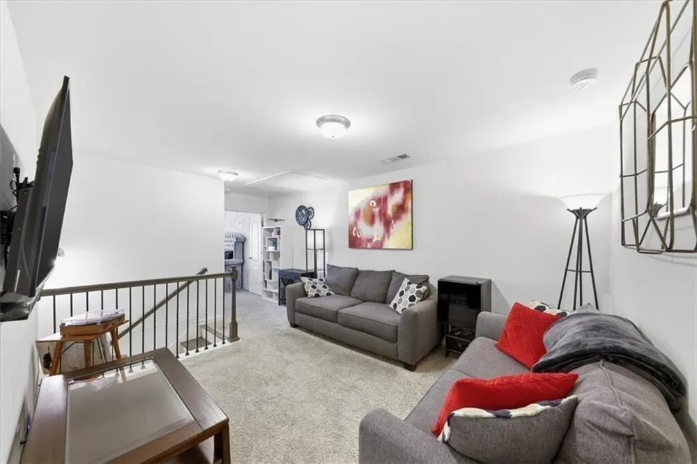 5527 Radford Loop Fairburn, GA 30213