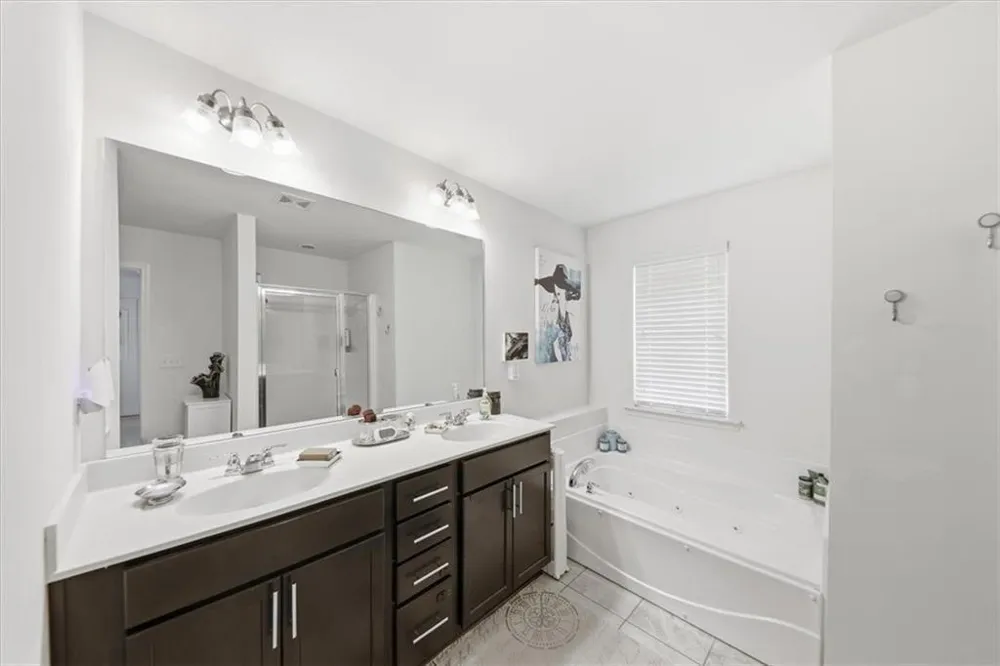 5527 Radford Loop Fairburn, GA 30213