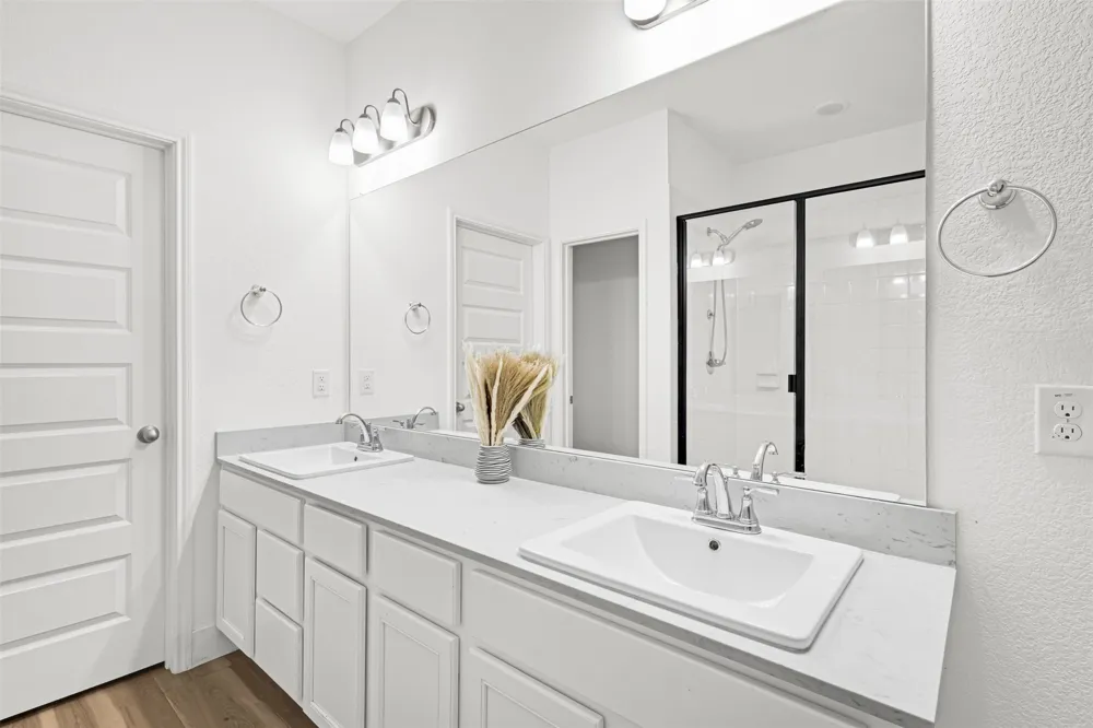 9016 Huxley Drive Providence Village, TX 76227