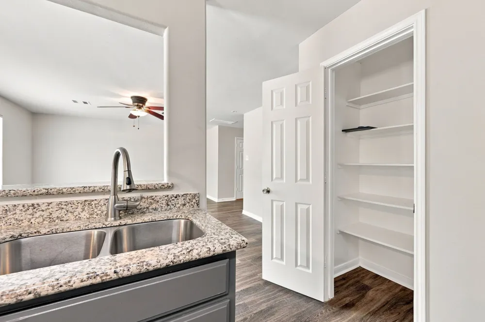6811 Waterlilly View Lane Richmond, TX 77469