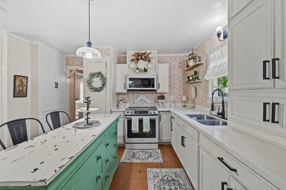 9820 Highway 150 Shepherd, TX 77371