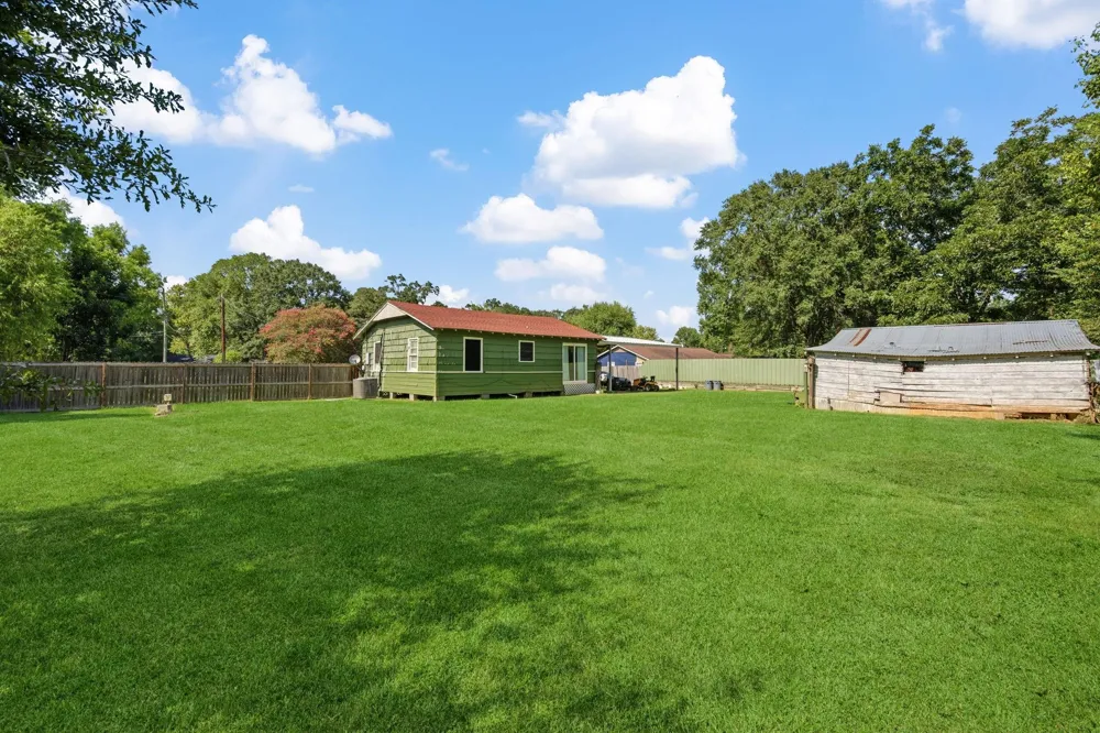 9820 Highway 150 Shepherd, TX 77371